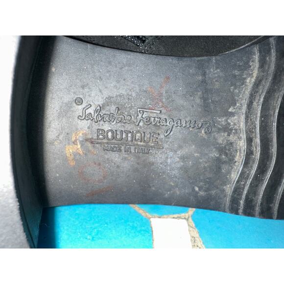 SALVATORE FERRAGAMO BLACK FUR TRIMMED SUEDE BOOTS 7.5N - Picture 7 of 7